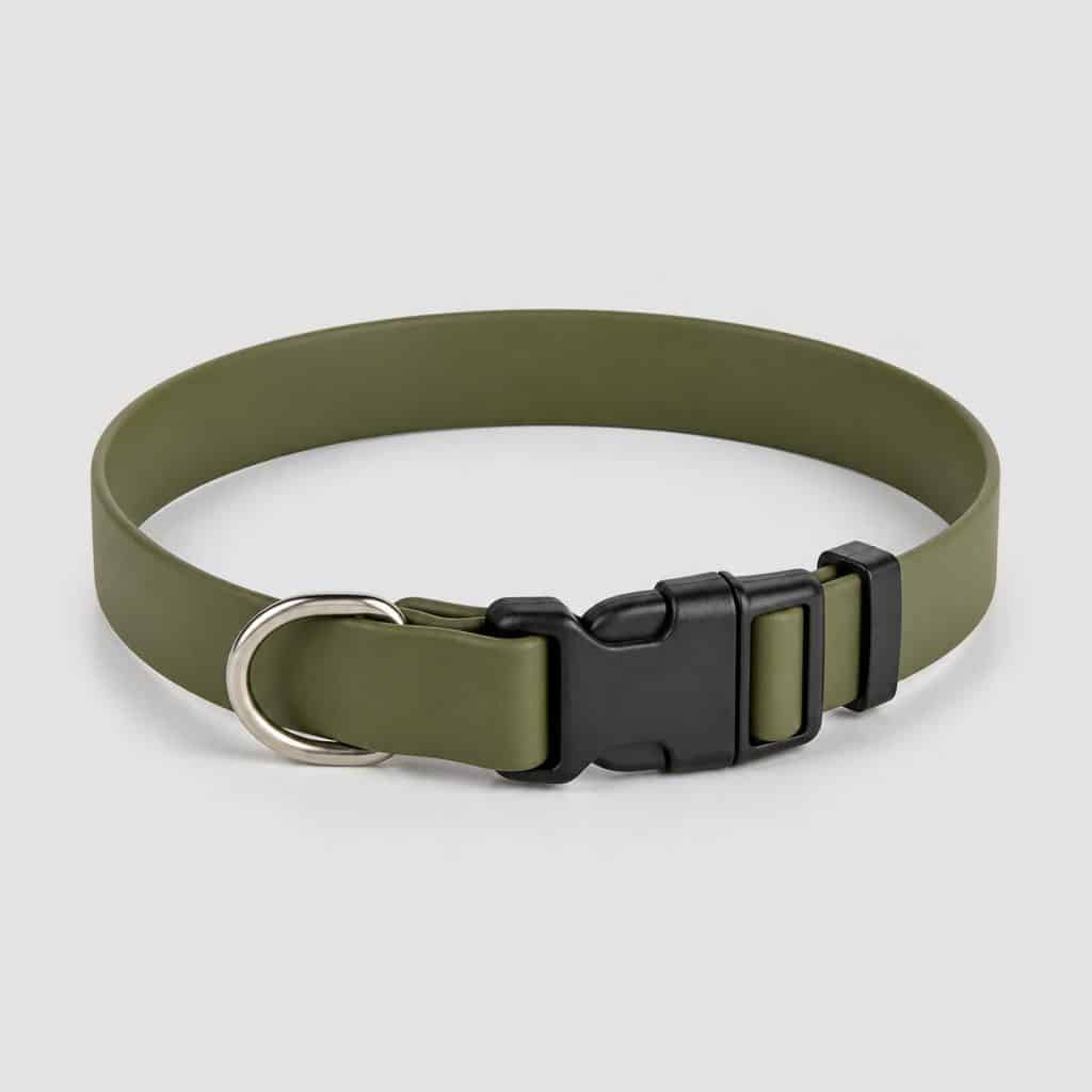 Collier en biothane vert olive à fermeture à clip, vue à plat